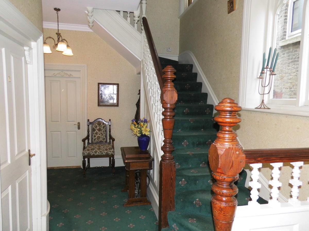Greystones Bed And Breakfast Rochester (Kent) Esterno foto